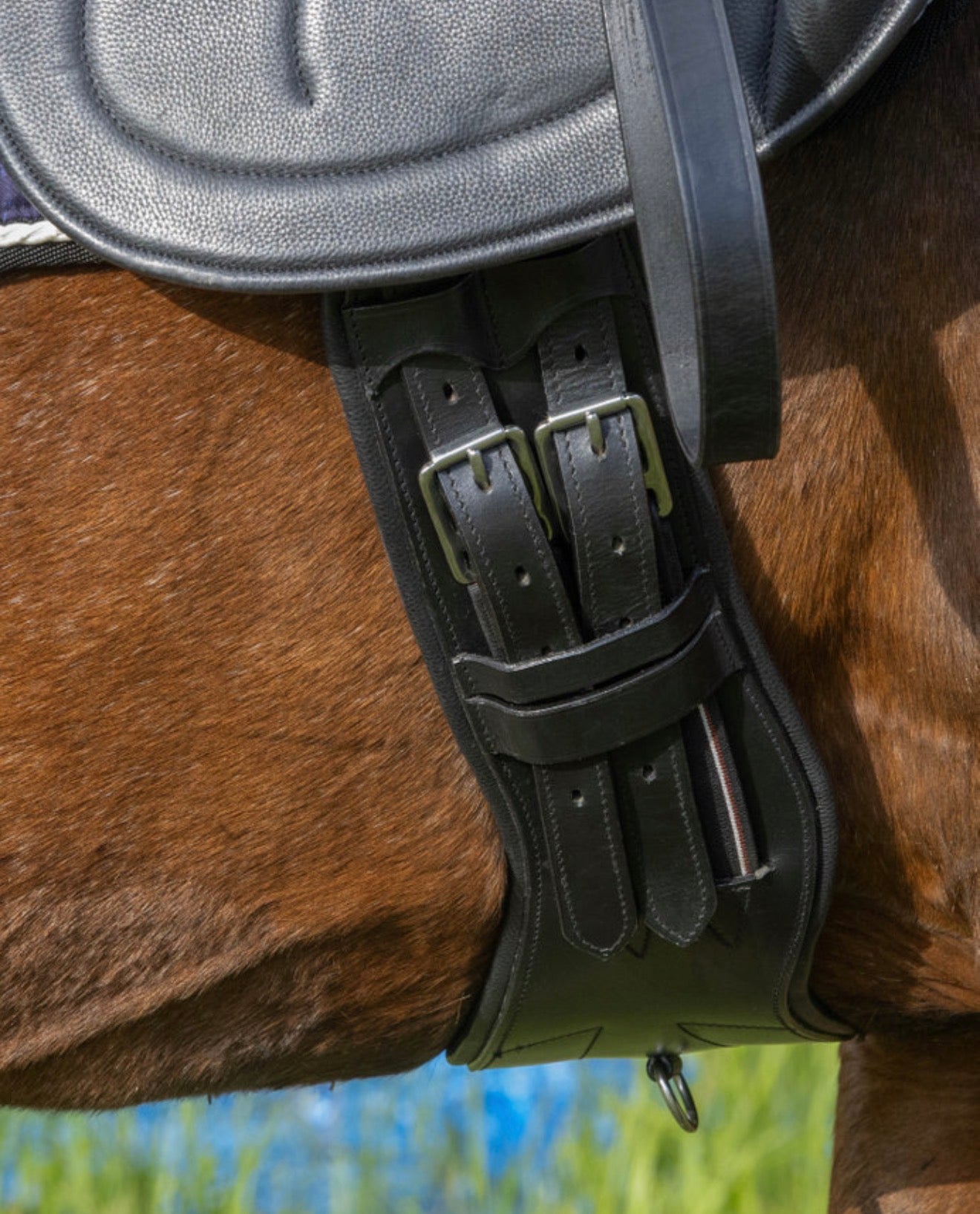 Ergonomic Dressage Girth